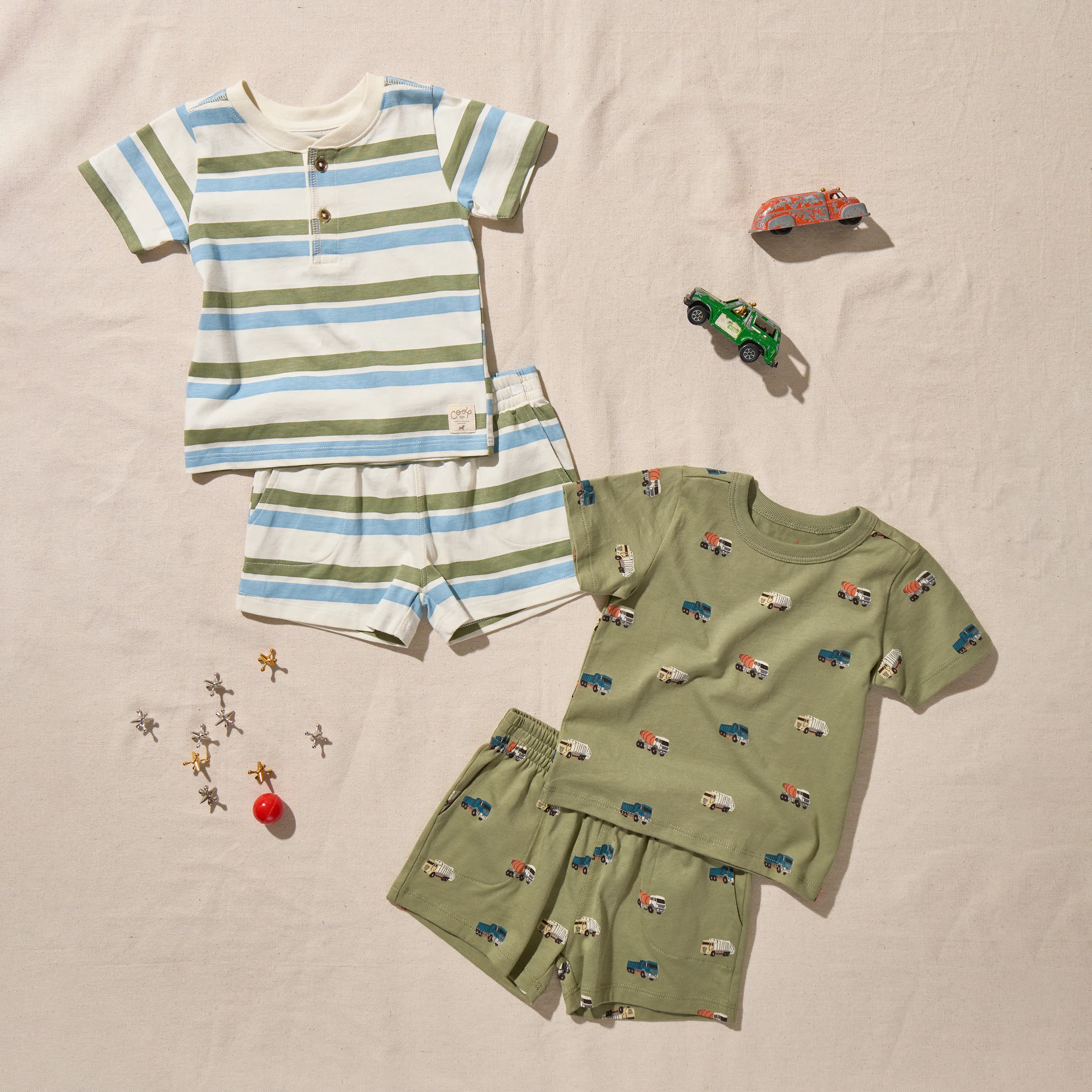 Adventure T-Shirt - Trucks - Image 4